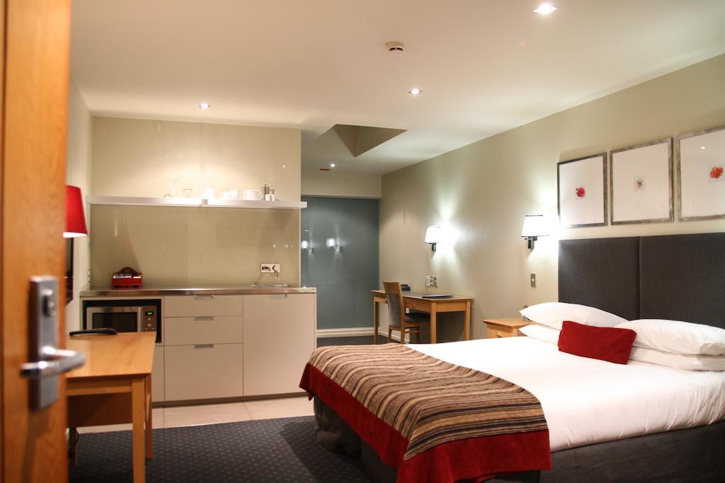 Bentleys Motor Inn Палмерстон-Норт Экстерьер фото